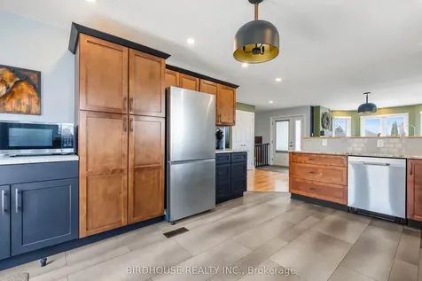 264 Victoria Avenue N Kawartha Lakes ON K9V 6B9