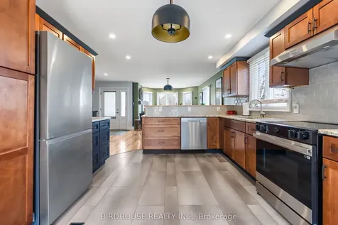 264 Victoria Avenue N Kawartha Lakes ON K9V 6B9