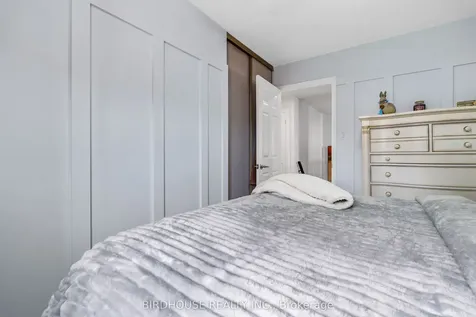 264 Victoria Avenue N Kawartha Lakes ON K9V 6B9