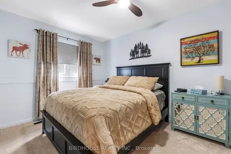 264 Victoria Avenue N Kawartha Lakes ON K9V 6B9
