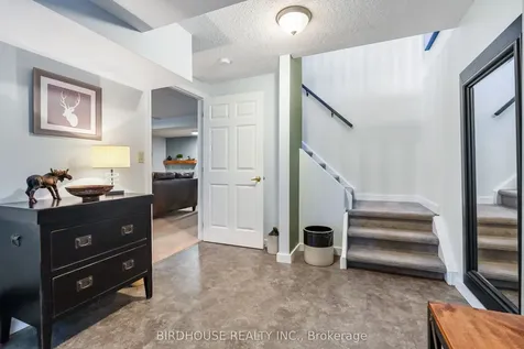 264 Victoria Avenue N Kawartha Lakes ON K9V 6B9