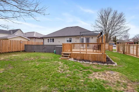 264 Victoria Avenue N Kawartha Lakes ON K9V 6B9
