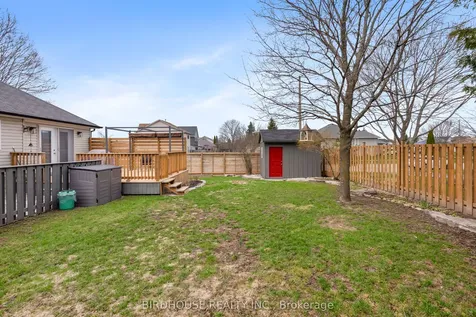 264 Victoria Avenue N Kawartha Lakes ON K9V 6B9