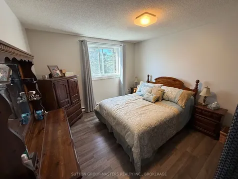 845 Milford Drive Kingston ON K7P 1A7