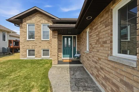 153 Lester Road Quinte West ON K8V 0C2