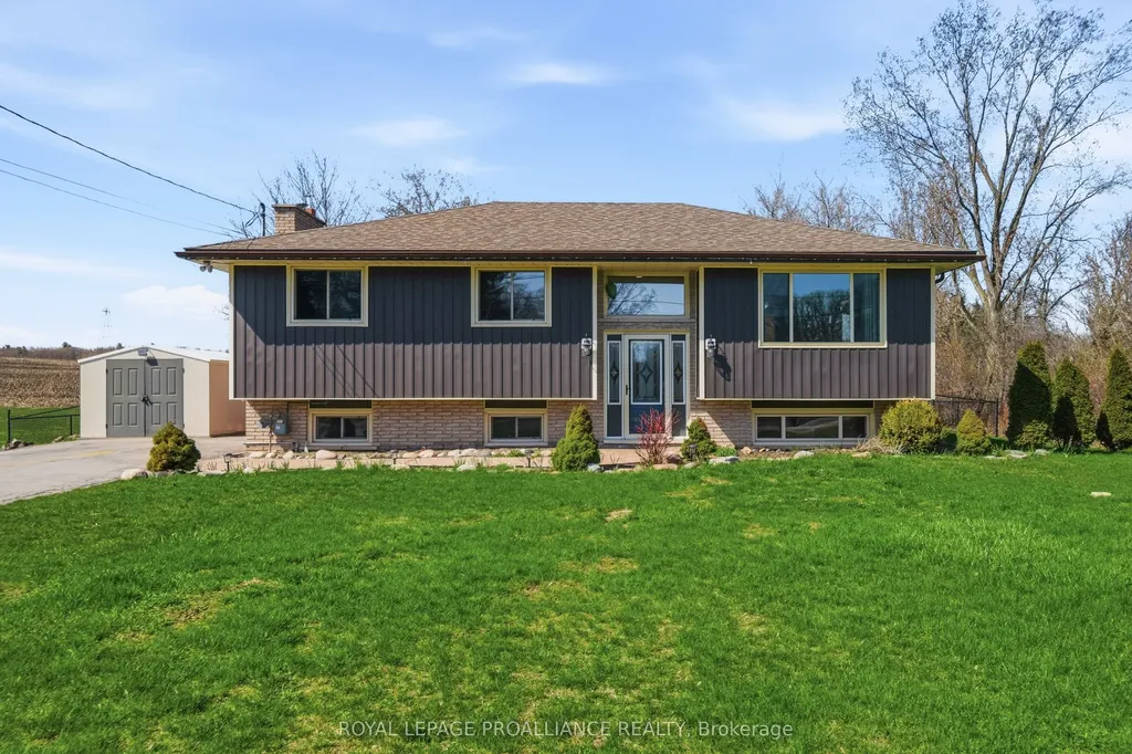 585 Lester Road Quinte West ON K8V 5P8