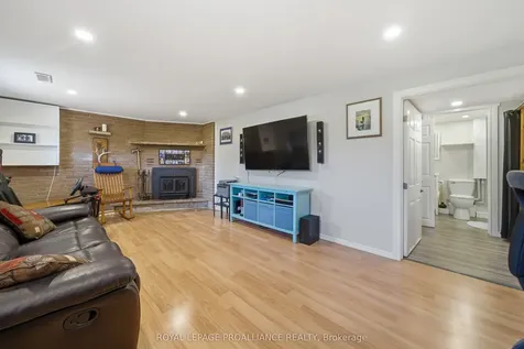 585 Lester Road Quinte West ON K8V 5P8