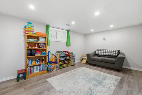 585 Lester Road Quinte West ON K8V 5P8