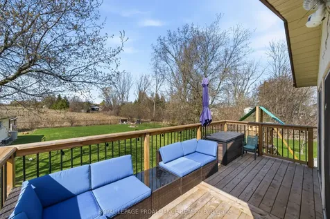 585 Lester Road Quinte West ON K8V 5P8