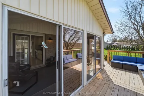 585 Lester Road Quinte West ON K8V 5P8