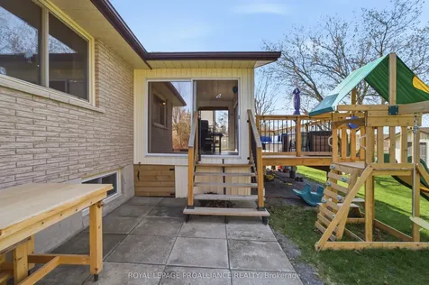 585 Lester Road Quinte West ON K8V 5P8
