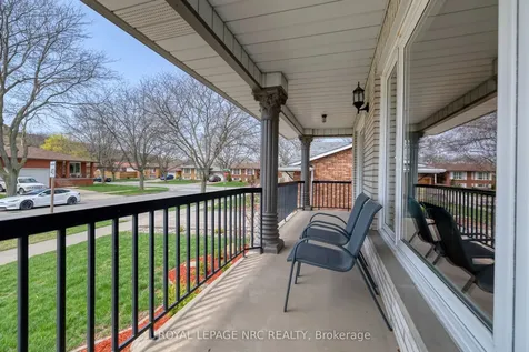 5 Royce Avenue Hamilton ON L8G 4C9