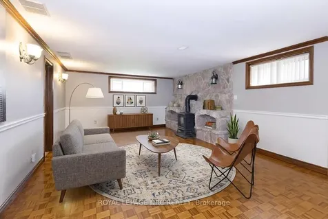 5 Royce Avenue Hamilton ON L8G 4C9