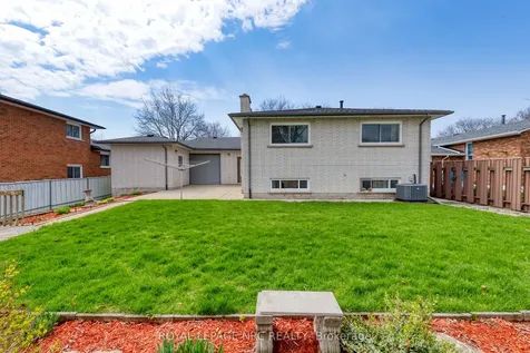 5 Royce Avenue Hamilton ON L8G 4C9