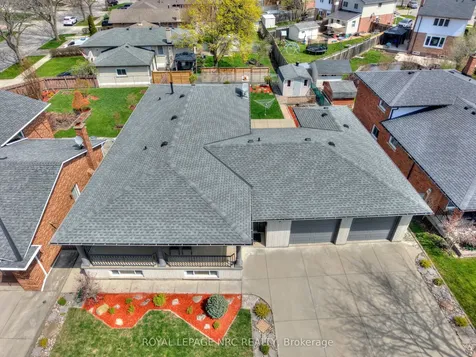 5 Royce Avenue Hamilton ON L8G 4C9
