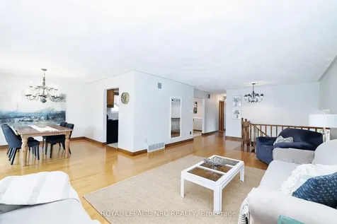 5 Royce Avenue Hamilton ON L8G 4C9