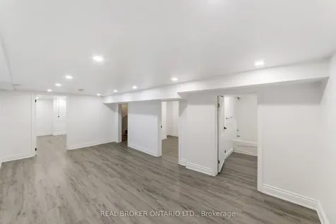 27 Melrose Avenue S Hamilton ON L8M 2Y4