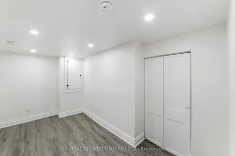 27 Melrose Avenue S Hamilton ON L8M 2Y4