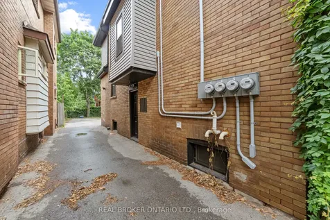 27 Melrose Avenue S Hamilton ON L8M 2Y4