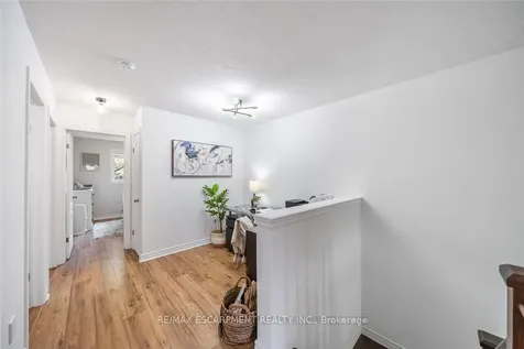 10 Liddycoat Lane Hamilton ON L9G 0A7