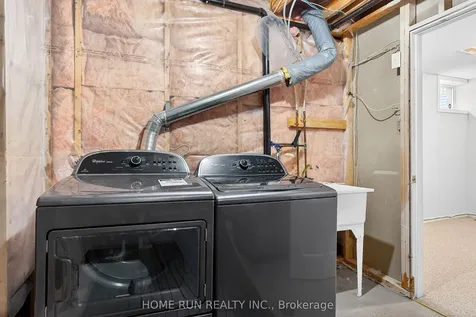 80 Goldridge Drive Kanata ON K2T 1E9