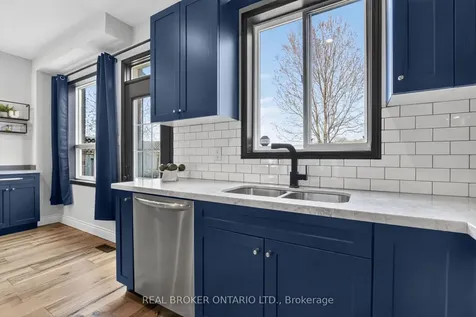 62 Moore Crescent Hamilton ON L9G 4Z6