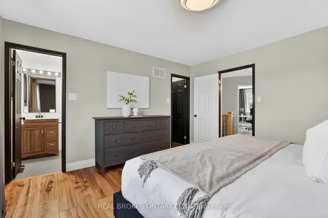 62 Moore Crescent Hamilton ON L9G 4Z6