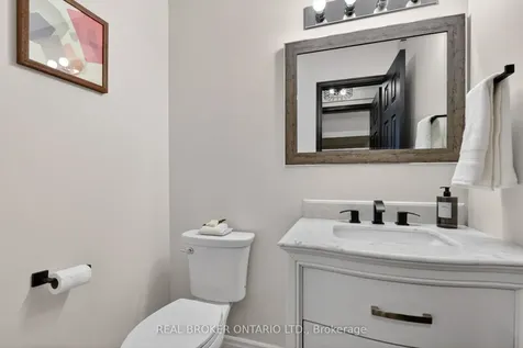 62 Moore Crescent Hamilton ON L9G 4Z6