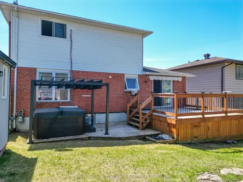 50 Sable Crescent North Bay ON P1A 3X7