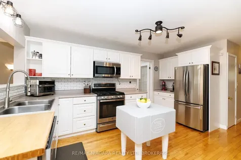 3039 Shawnee Trail Fort Erie ON L0S 1N0
