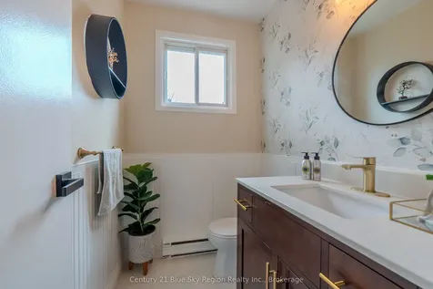 56 Kathryn Crescent North Bay ON P1B 8P4