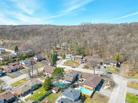 56 Kathryn Crescent North Bay ON P1B 8P4