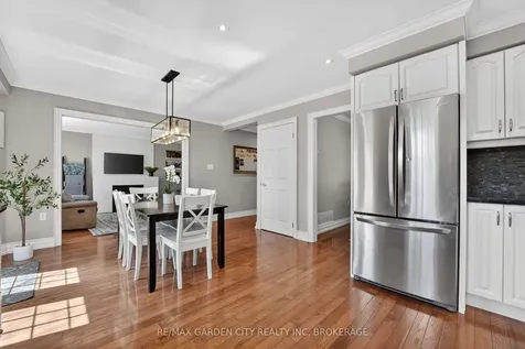734 Brigadoon Drive Hamilton ON L9C 7S2