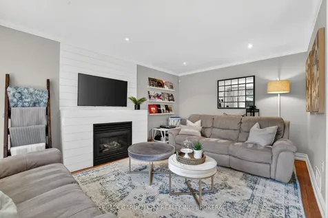 734 Brigadoon Drive Hamilton ON L9C 7S2