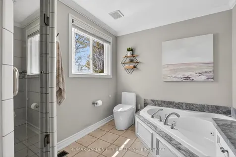 734 Brigadoon Drive Hamilton ON L9C 7S2