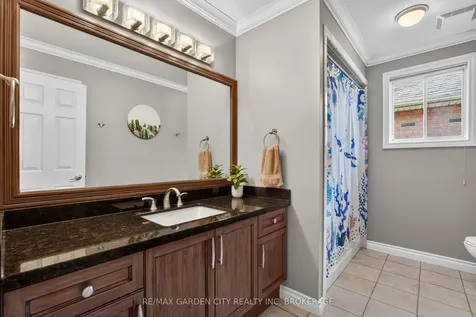734 Brigadoon Drive Hamilton ON L9C 7S2