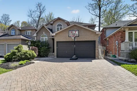 734 Brigadoon Drive Hamilton ON L9C 7S2