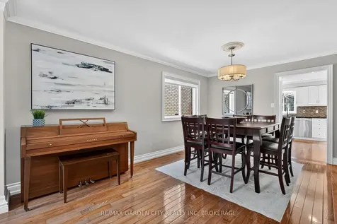 734 Brigadoon Drive Hamilton ON L9C 7S2