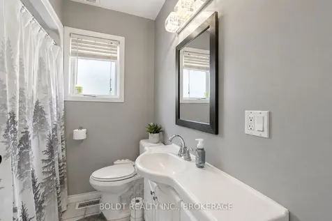 63 Permilla Street St. Catharines ON L2S 2G4