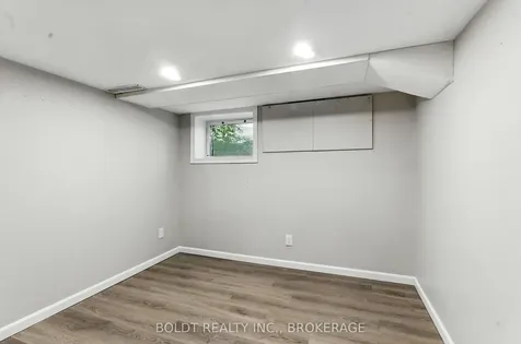 63 Permilla Street St. Catharines ON L2S 2G4