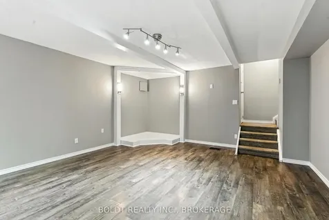 63 Permilla Street St. Catharines ON L2S 2G4