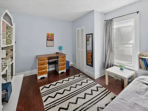 6328 Gore Street Niagara Falls ON L2J 1X8
