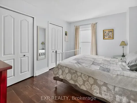 6328 Gore Street Niagara Falls ON L2J 1X8