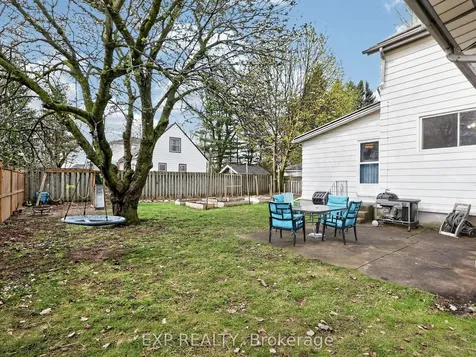 6328 Gore Street Niagara Falls ON L2J 1X8