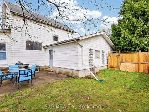 6328 Gore Street Niagara Falls ON L2J 1X8