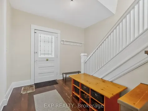 6328 Gore Street Niagara Falls ON L2J 1X8