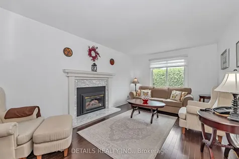 1020 Ambleside Crescent Kingston ON K7P 2B3