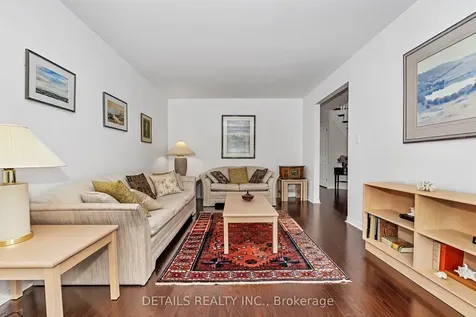 1020 Ambleside Crescent Kingston ON K7P 2B3