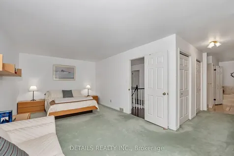 1020 Ambleside Crescent Kingston ON K7P 2B3