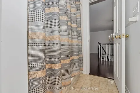 1020 Ambleside Crescent Kingston ON K7P 2B3